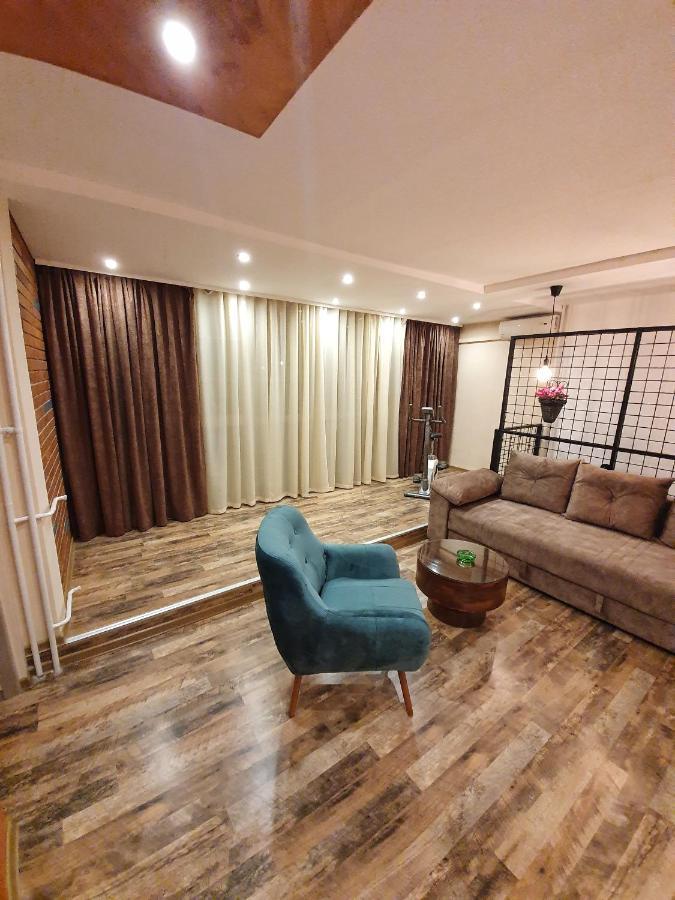 Apartment And Gym