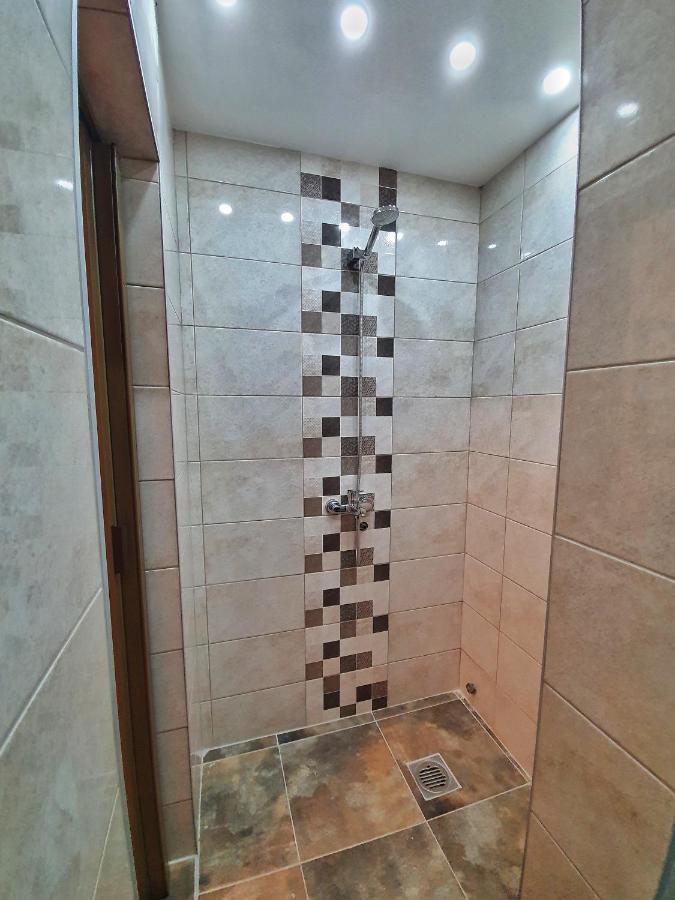 Apartment And Gym Nis